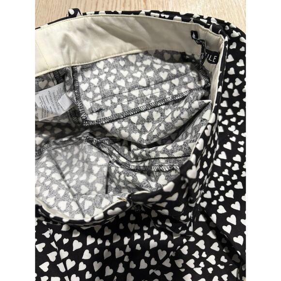 J. Crew Mercantile Heart Print Winnie Slim Leg Ankle-Length Pants Black White 00 - Picture 5 of 7